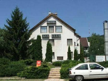 Sas Club Hotel Budapest Ngoại thất bức ảnh